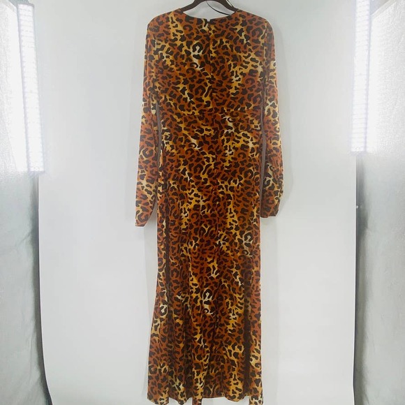 W118 by Walter Baker Orange Leopard Print Long Sleeve V-Neck Maxi Dress Sz M NWT - Picture 5 of 15